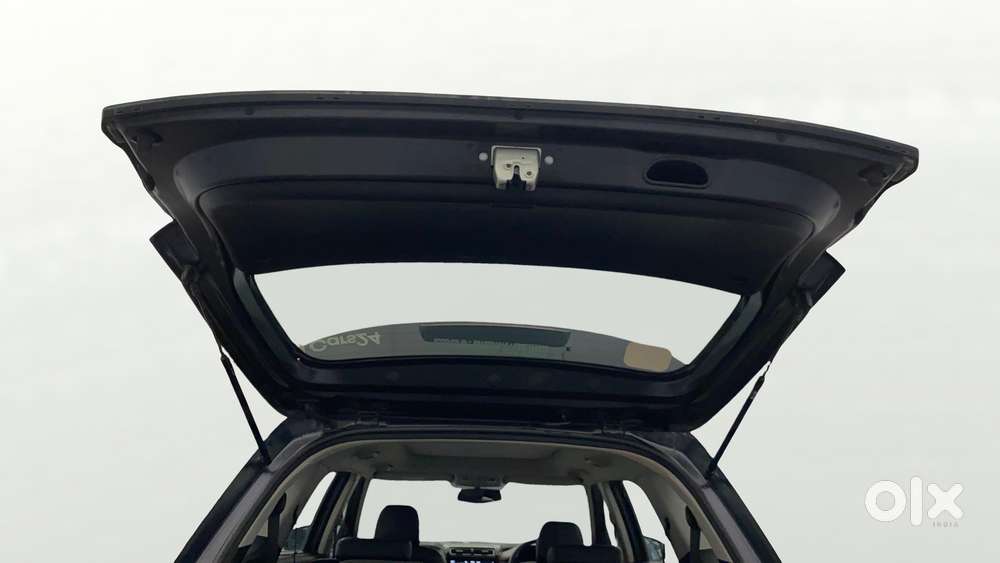Hyundai Alcazar 2.0 Signature (o) Petrol At 6 Str, 2021, Petrol