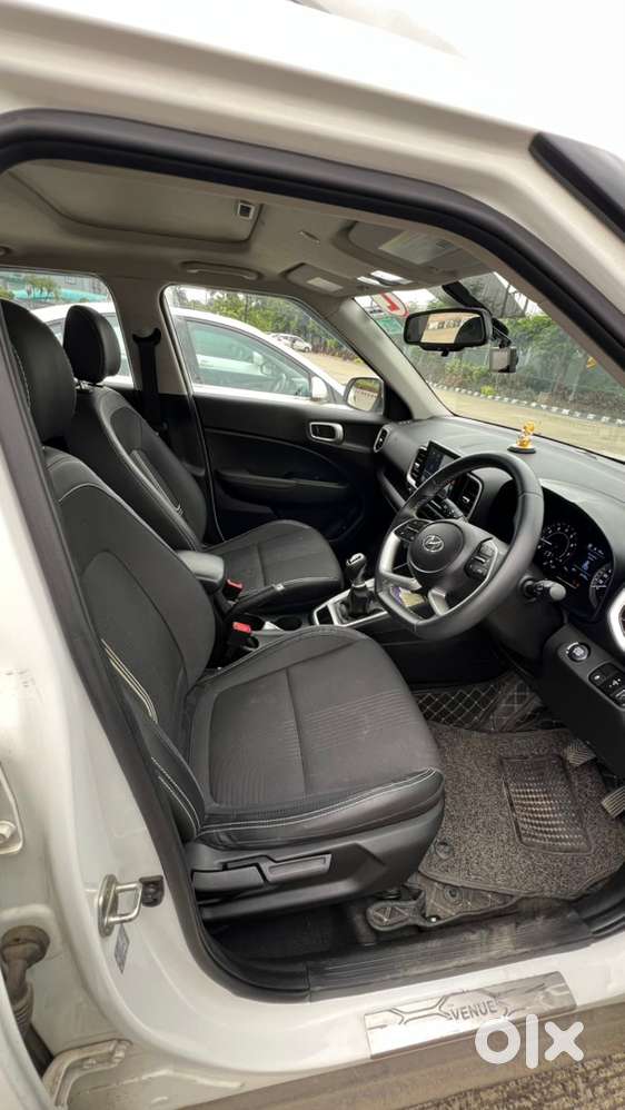 Hyundai Venue Petrol Turbo Imt Sxo Top Model