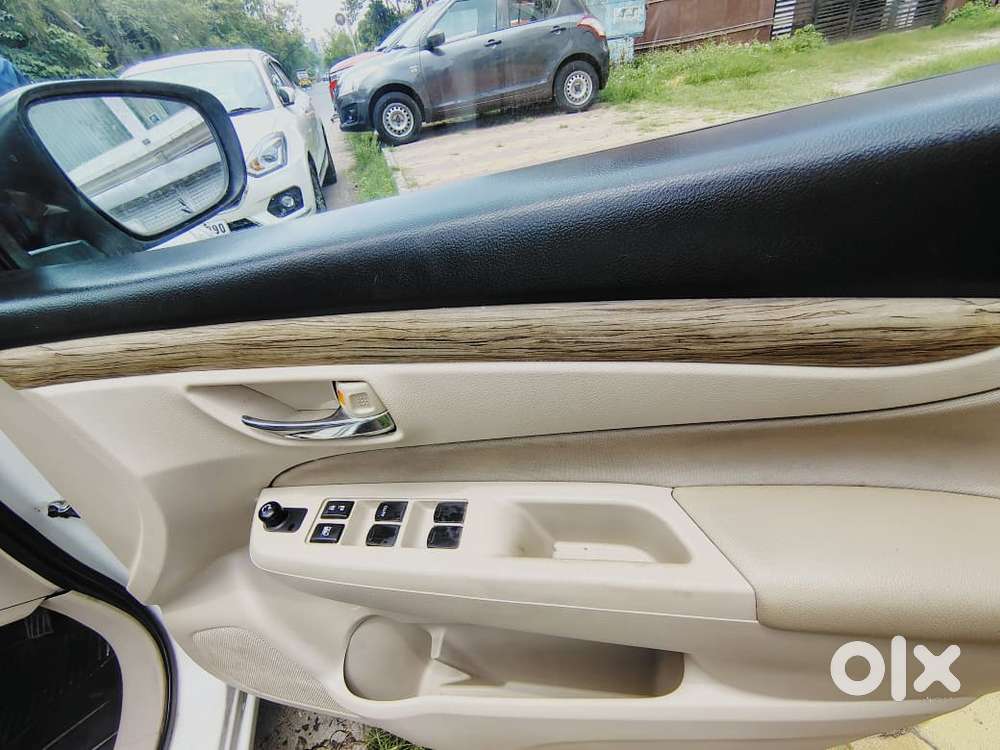 Maruti Suzuki Ciaz Smart Hybrid Sigma , 2023, Petrol