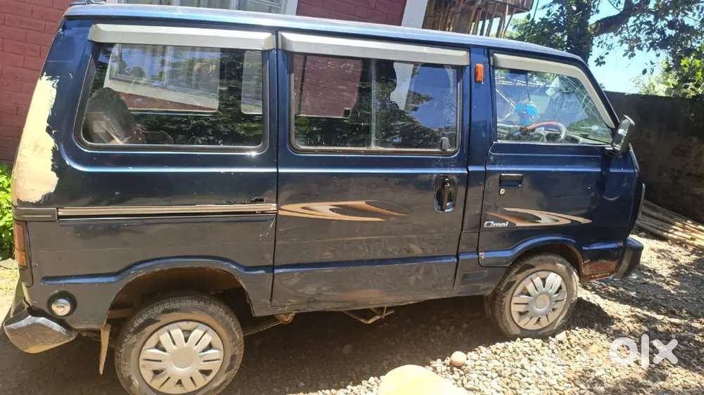 Maruti Suzuki Omni 2011
