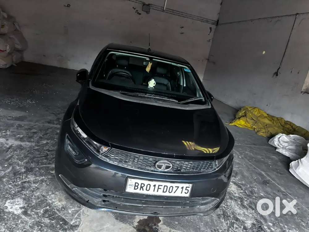 Tata Altroz Xe 2021