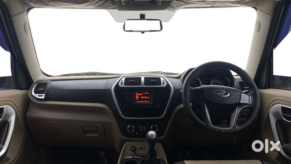 Mahindra Tuv 300 Mhawk100 T8, 2018, Diesel