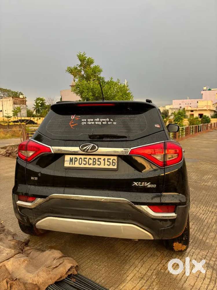 Mahindra Xuv300 2022 Diesel Well Maintained