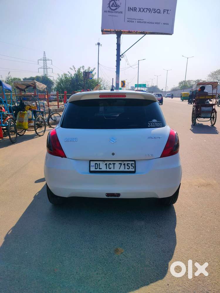 Maruti Suzuki Swift Vxi + Manual, 2015, Petrol