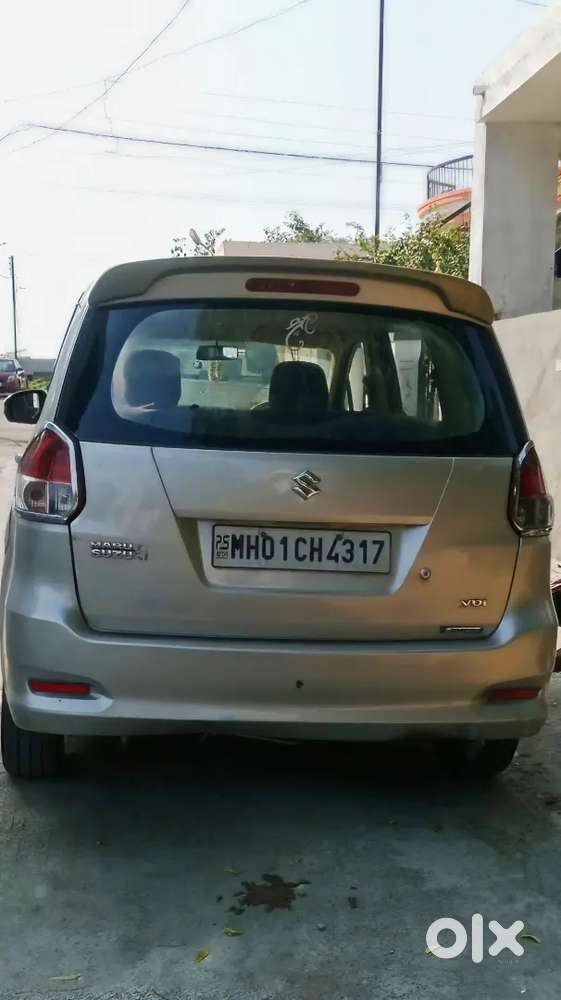 Maruti Ertiga Ldi Shvs Diesel 2016 Mh01 - 7 Seater