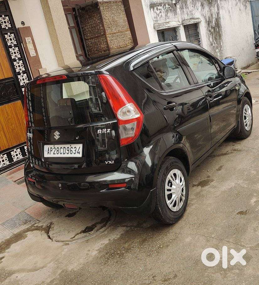Maruti Suzuki Ritz Genus Vxi, 2010, Petrol