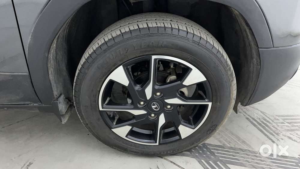 Tata Punch Creative Amt, 2023, Petrol