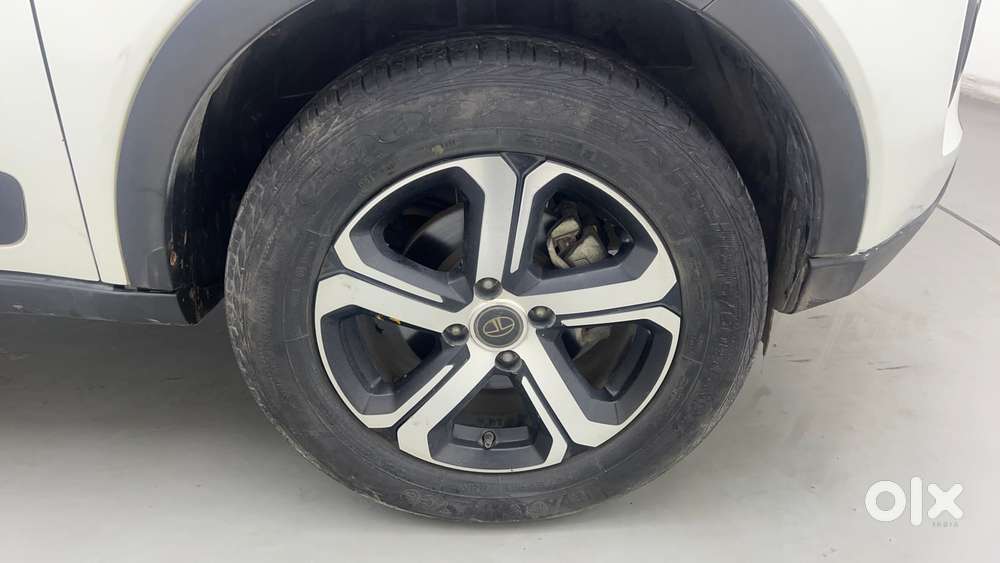 Tata Nexon 1.2 Revotron Xza Plus (o), 2022, Petrol