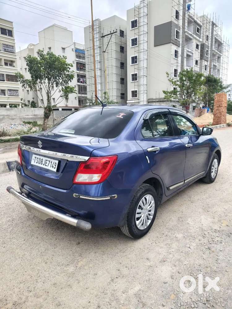 Maruti Suzuki Swift Dzire Vxi, 2022, Petrol