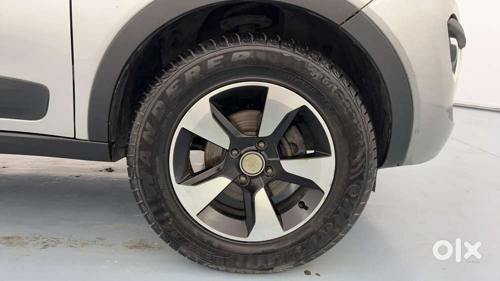 Tata Nexon 1.2 Revotron Xz Plus, 2018, Petrol