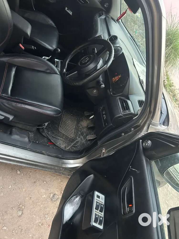 Maruti Suzuki Swift 2022 Cng & Hybrids 94000 Km Driven