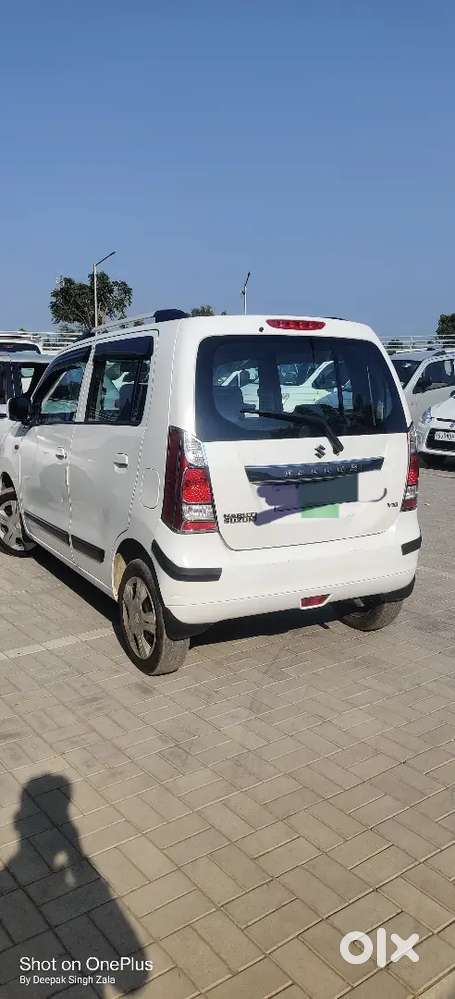 Wagonr Vxi 2015 Model (white)