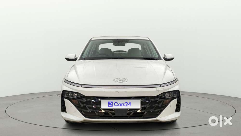 Hyundai Verna 1.5 Sx (o) Ivt, 2024, Petrol