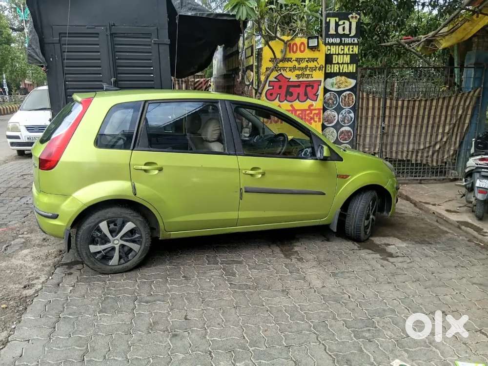 Ford Figo Petrol Zxi 2012 Second Owner