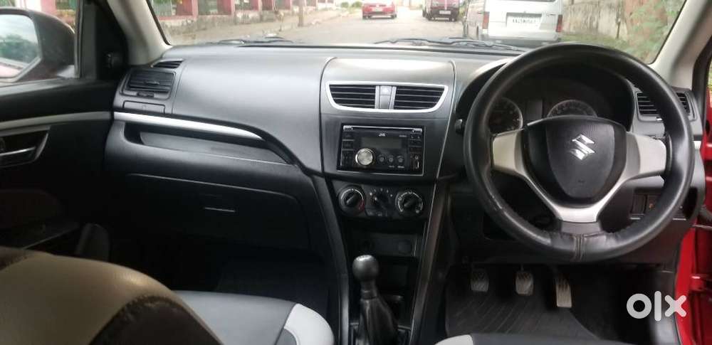 Maruti Suzuki Swift Vxi + Manual, 2011, Petrol
