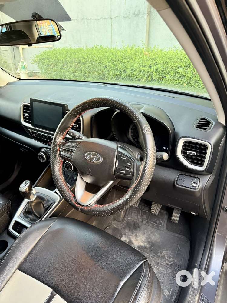 Hyundai Venue Sx (o) Mt 1.5 Diesel, 2019, Diesel