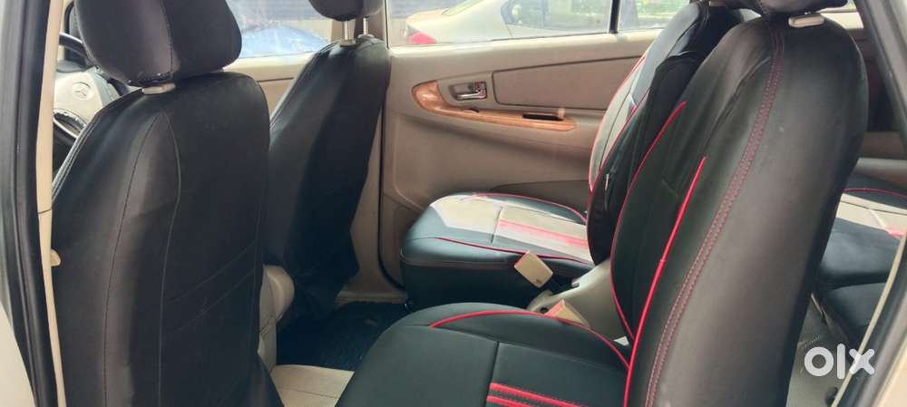 Toyota Innova 2.5 V 7 Str, 2011, Diesel