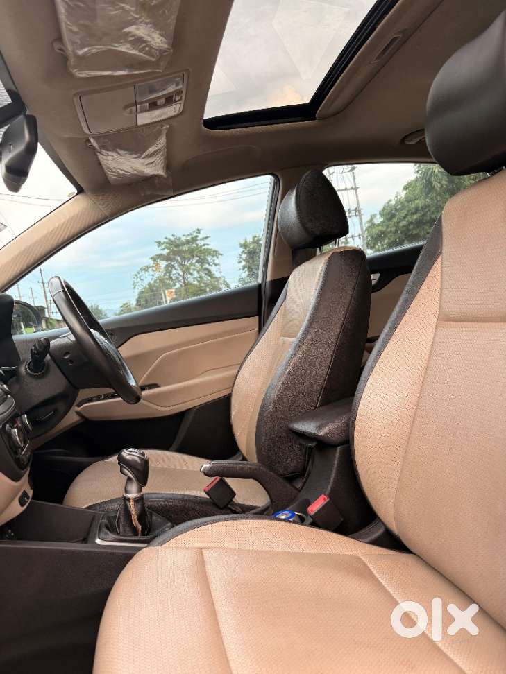 Hyundai Verna 1.6 Sx (o) Vtvt, 2018, Petrol