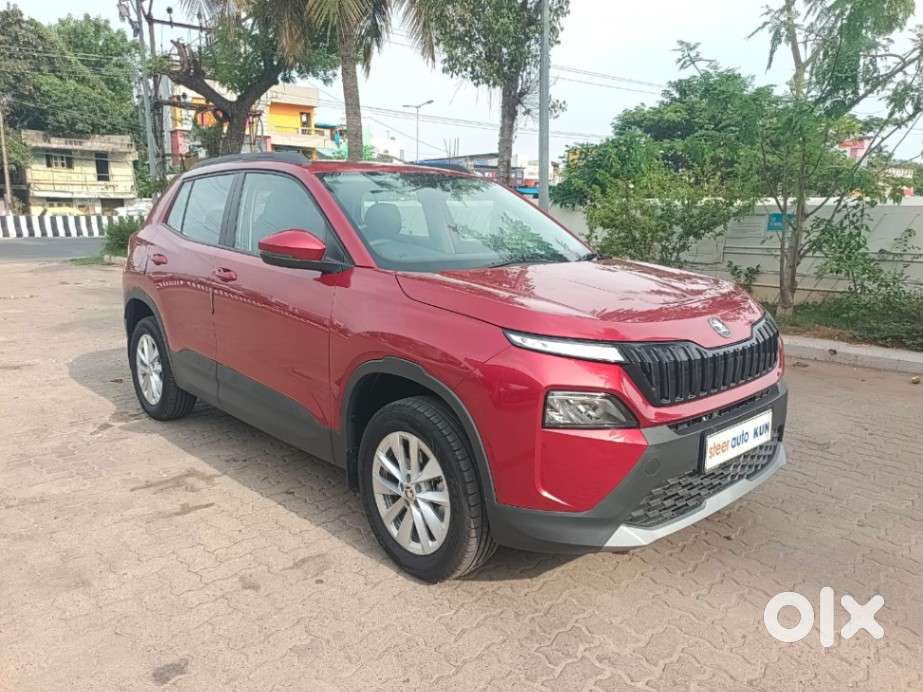 Skoda Kylaq Signature At, 2026, Petrol