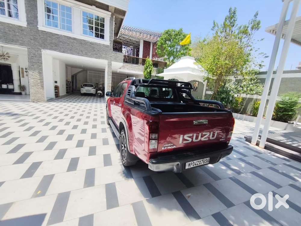 Isuzu Diesel Car 2024