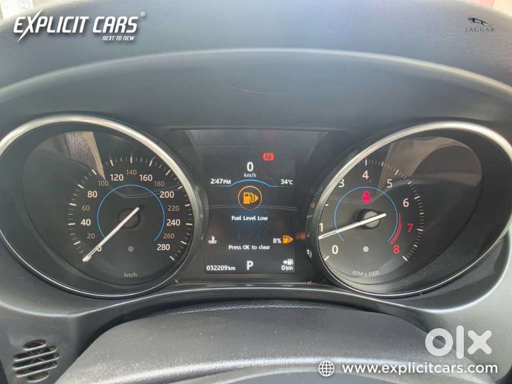 Jaguar Xe Portfolio, 2017, Petrol