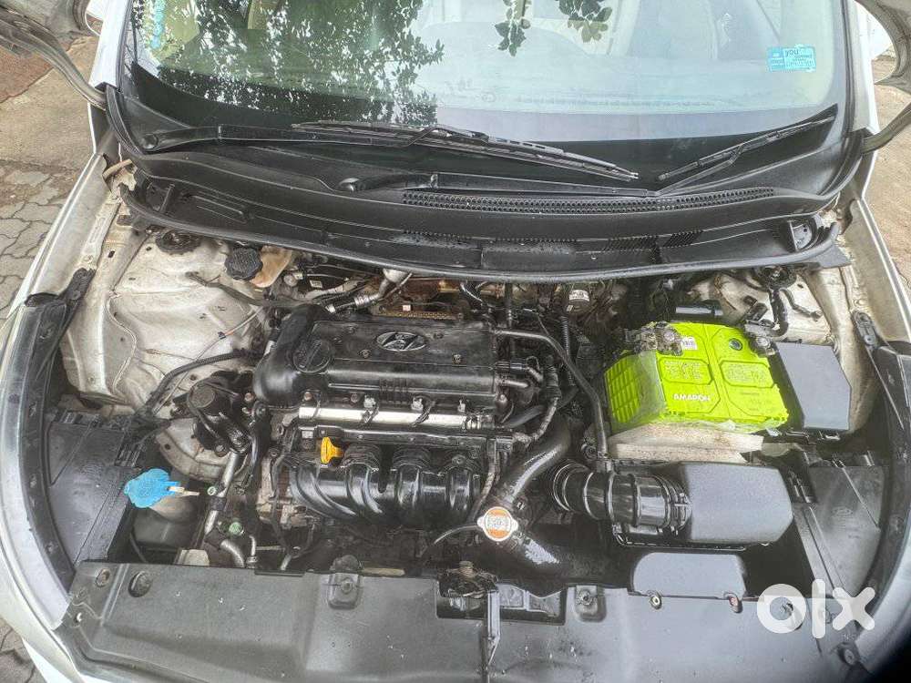 Hyundai Verna 1.6 Ex Vtvt, 2011, Petrol