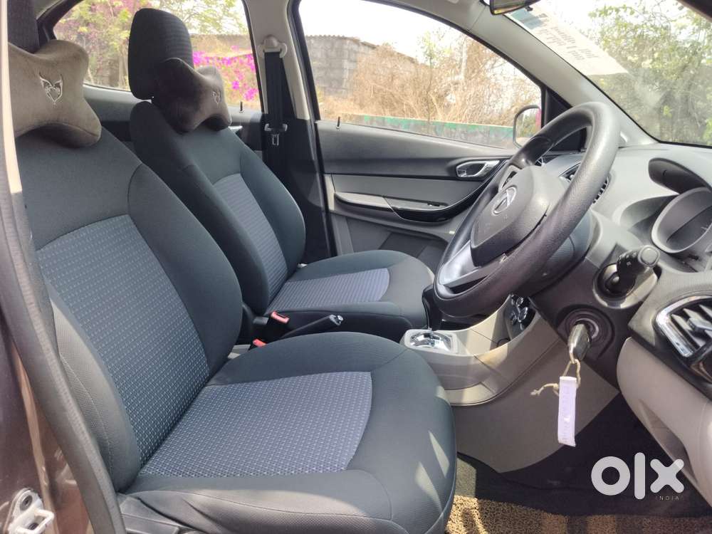 Tata Tiago Xza, 2017, Petrol