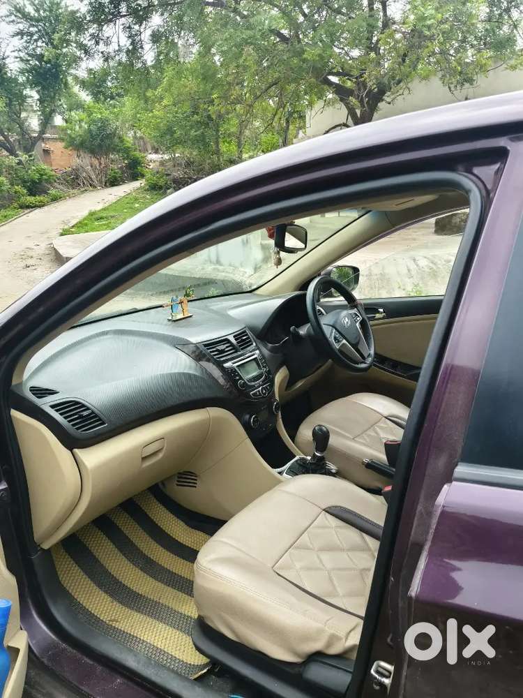 Hyundai Verna Sx 2012
