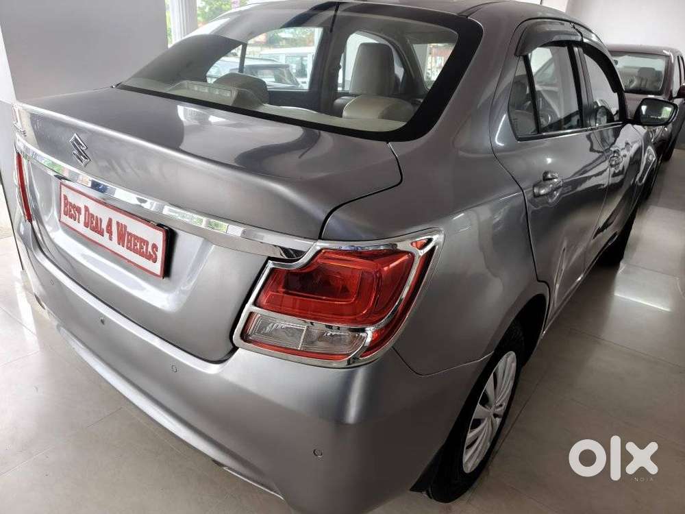 Maruti Suzuki Dzire 1.2 Vxi, 2022, Petrol