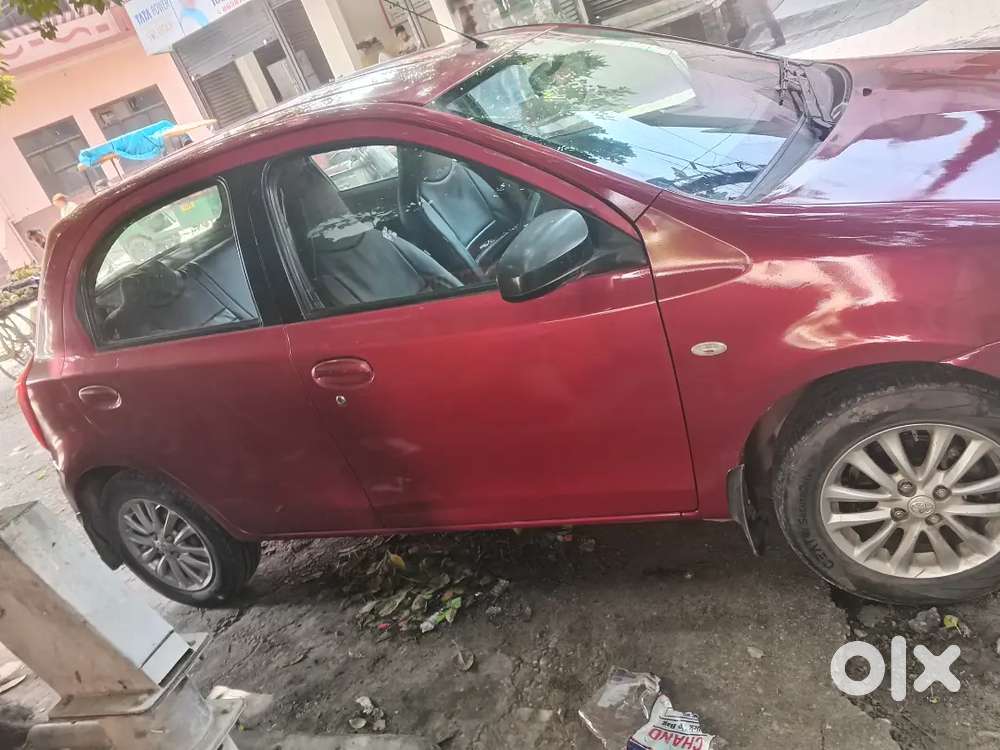 Toyota Etios Liva 2012