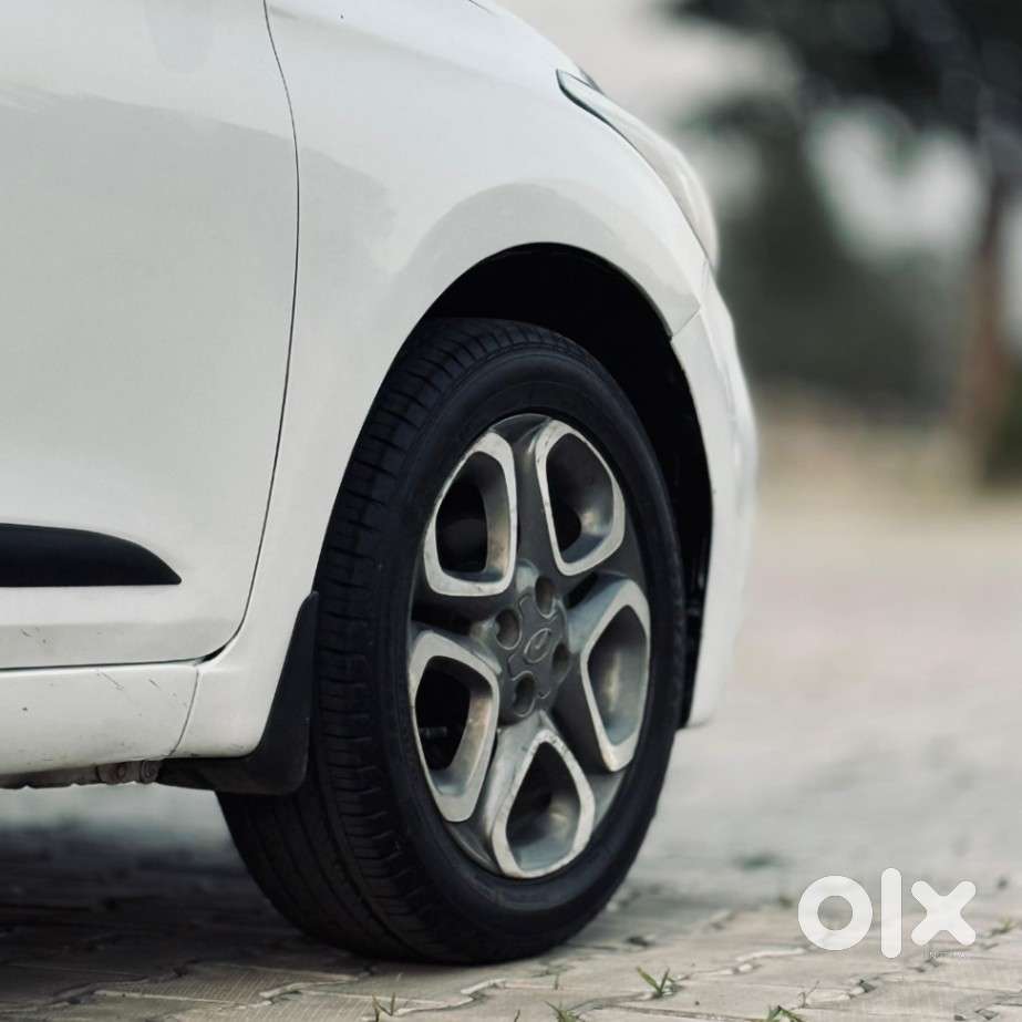 Hyundai I20 Asta (o) 1.2 Mt, 2020, Petrol