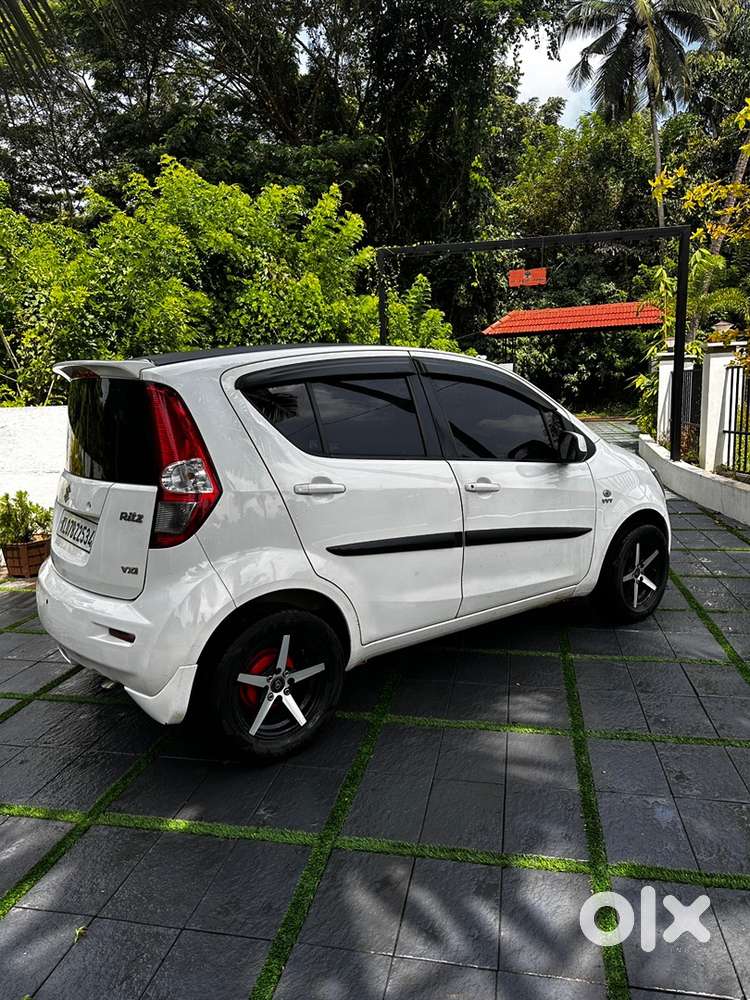 Maruti Suzuki Ritz Vxi 2015