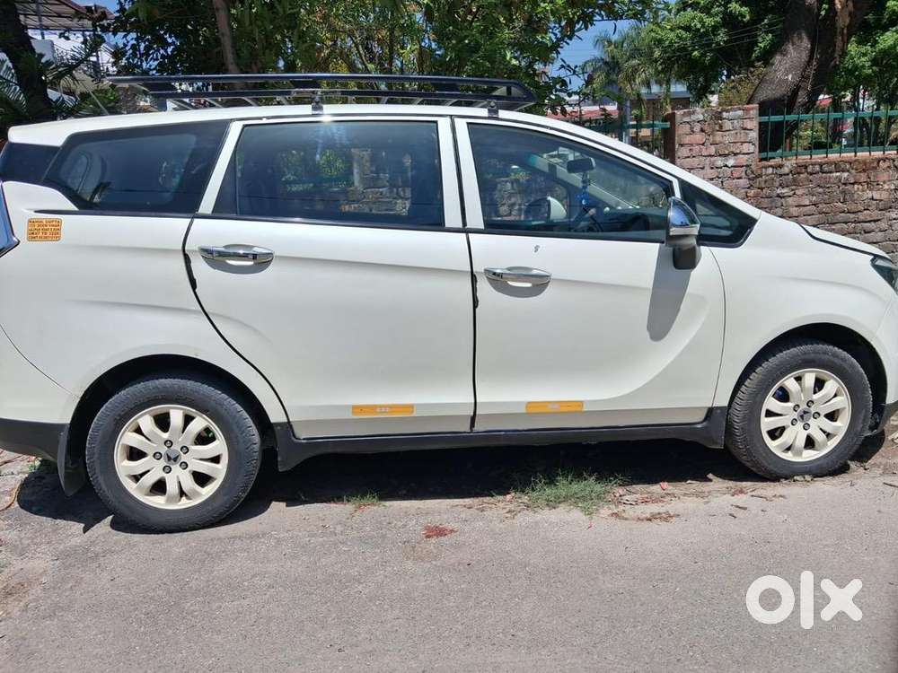 Mahindra Marazzo 2018 Diesel Well Maintained