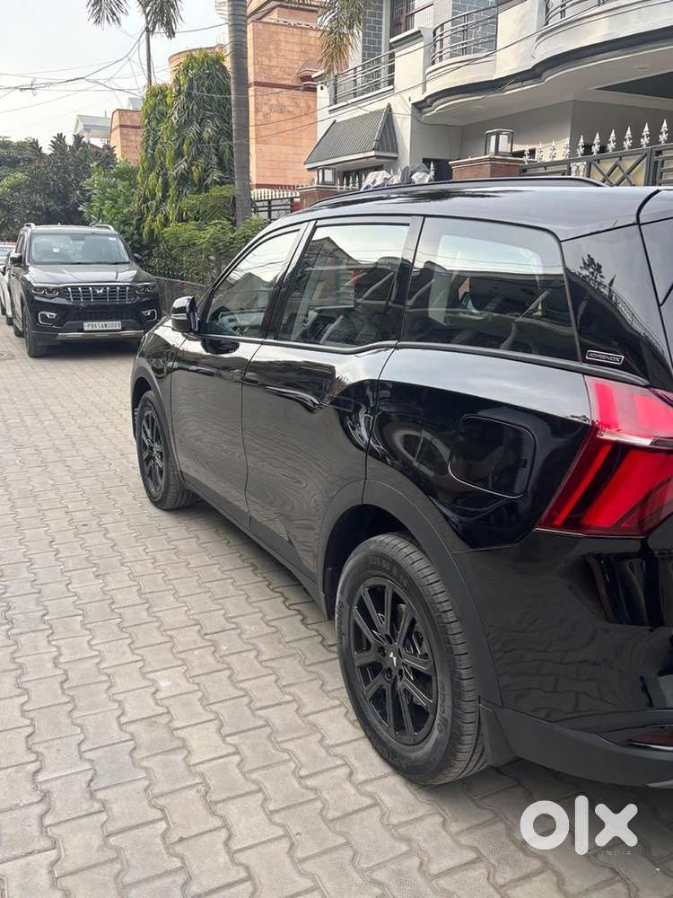 Mahindra Xuv700 Diesel 2025