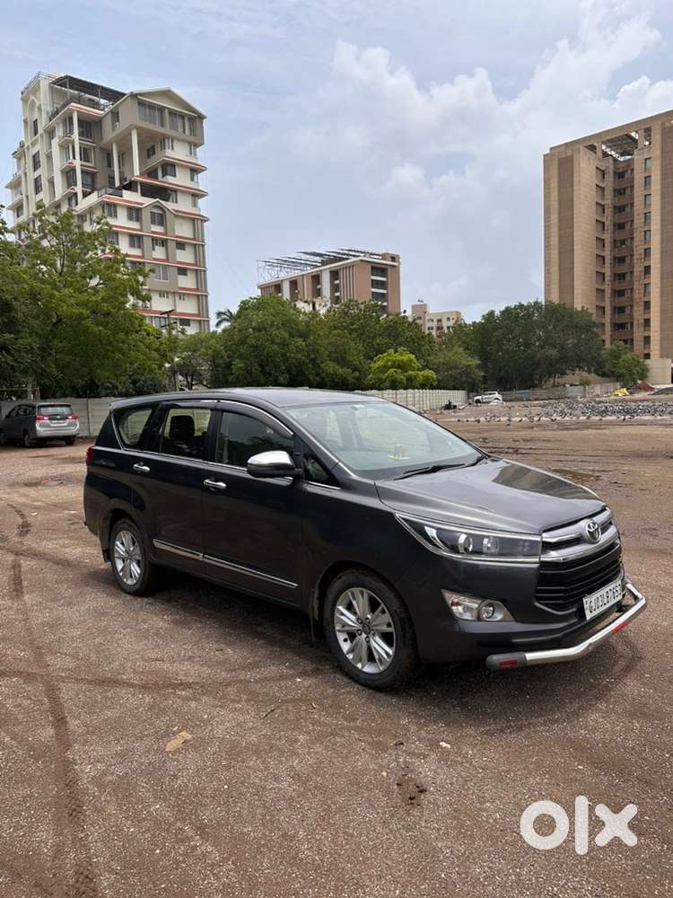 Toyota Innova Crysta 2019