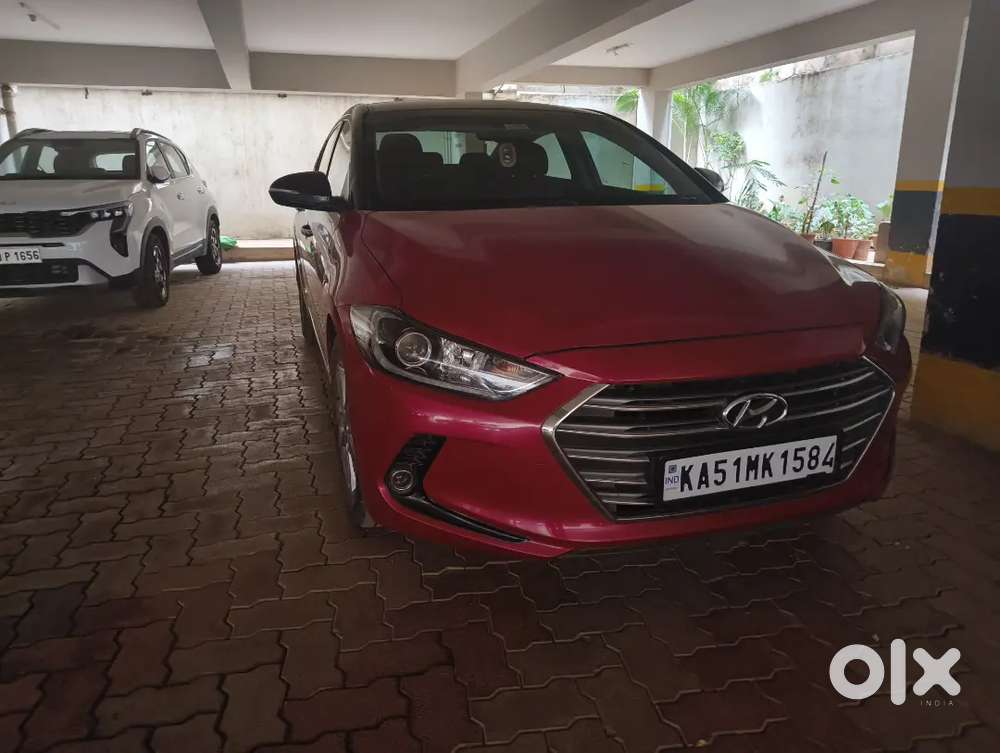 Hyundai Elantra 2017 End Month. Latest Features Diesel 1.6 Manual Sxo