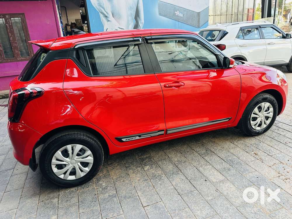 Maruti Suzuki Swift Vxi Optional, 2021, Petrol