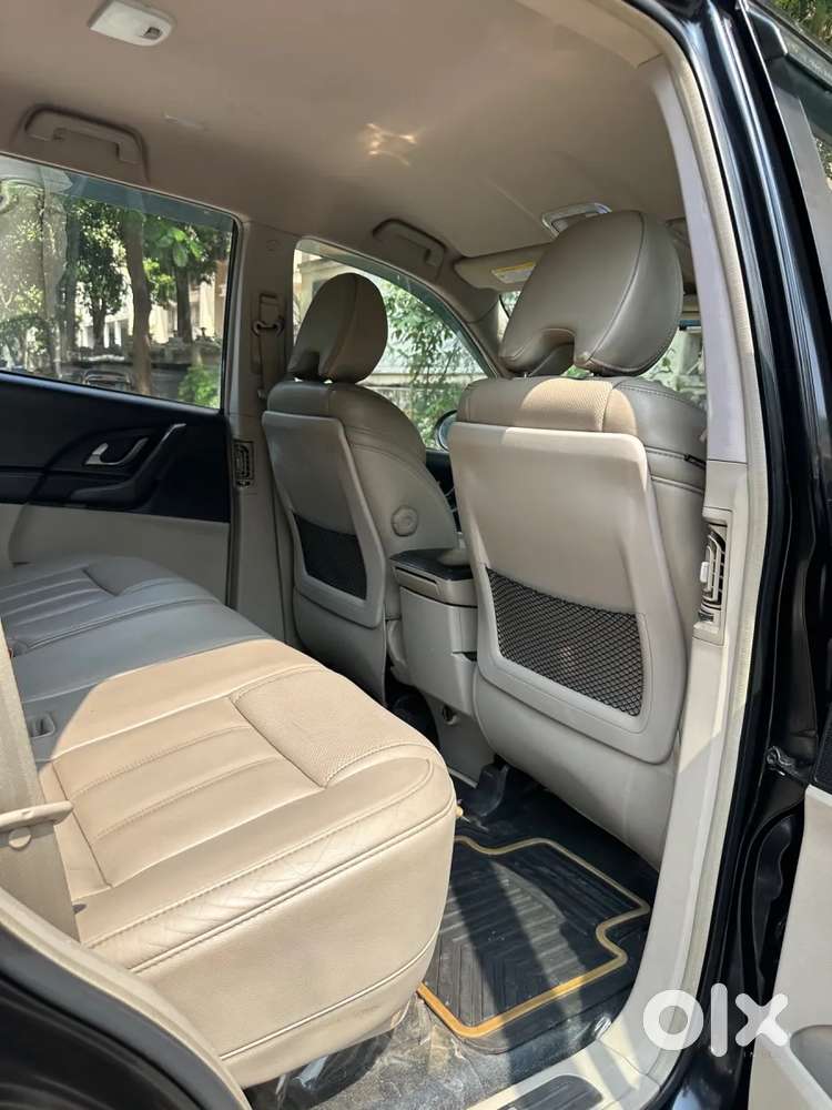 Mahindra Xuv500 At W10 Awd, 2017, Diesel