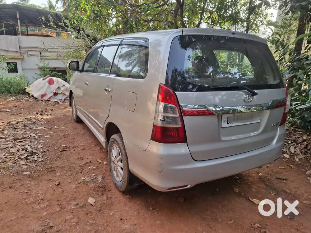 Toyota Innova V 2014 In Excellent Condition For Sale