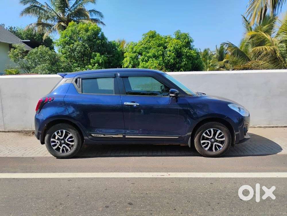 Maruti Suzuki Swift Vxi + Manual, 2021, Petrol