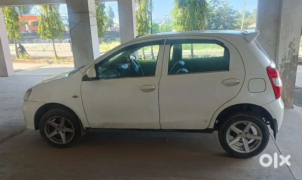 Toyota Etios Liva 2015
