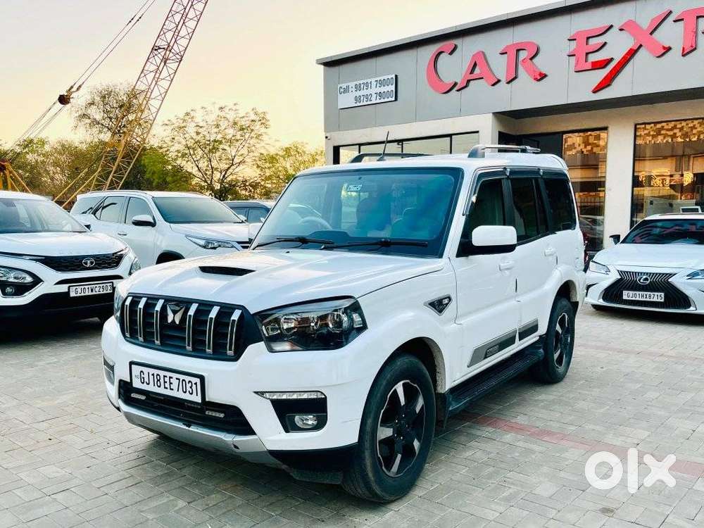 Mahindra Scorpio Classic 2.2 S 11 Mt 7 Str, 2024, Diesel