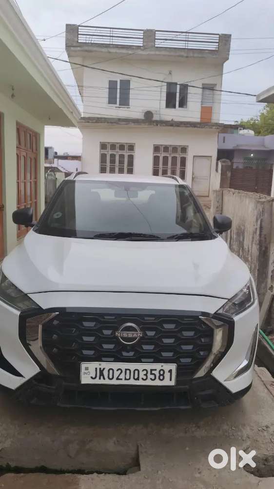 Nissan Magnite 2025 Petrol 35000 Km Driven