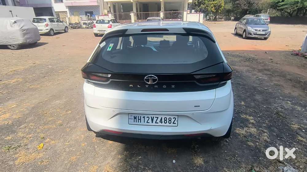 Tata Altroz 1.2 Xta 2023 Petrol
