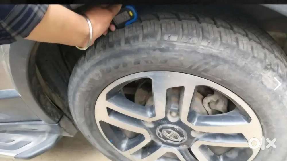 Tata Hexa Top Model 2.2 Xta Dual Tone 7 Seater 2019