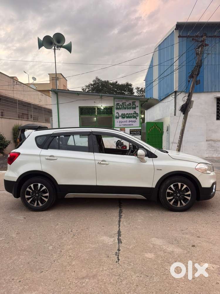 Maruti Suzuki S-cross 2018 Diesel Well Maintained
