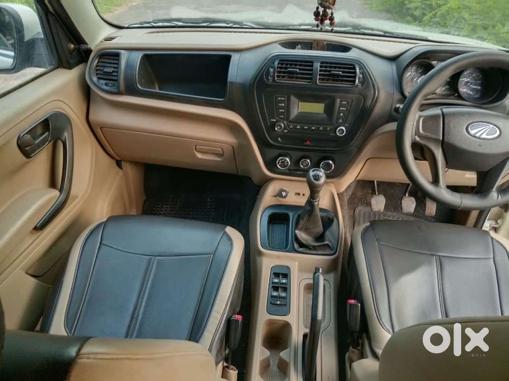 Mahindra Tuv 300 T6, 2017, Diesel