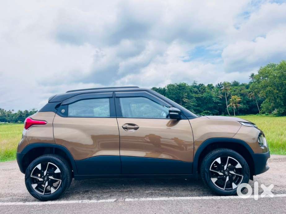 Tata Punch Creative Dual Tone Amt Sunroof, 2023, Petrol