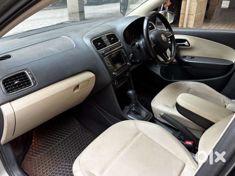 Skoda Rapid 1.6 Mpi At Style, 2017, Petrol