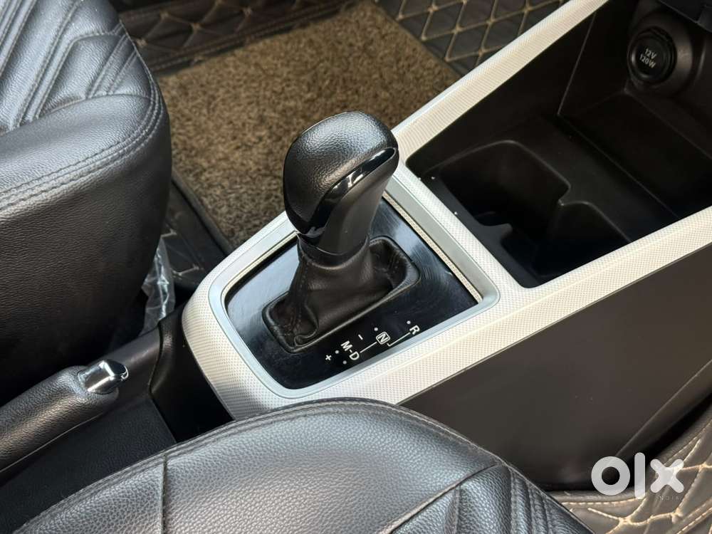 Maruti Suzuki Swift, 2023, Petrol